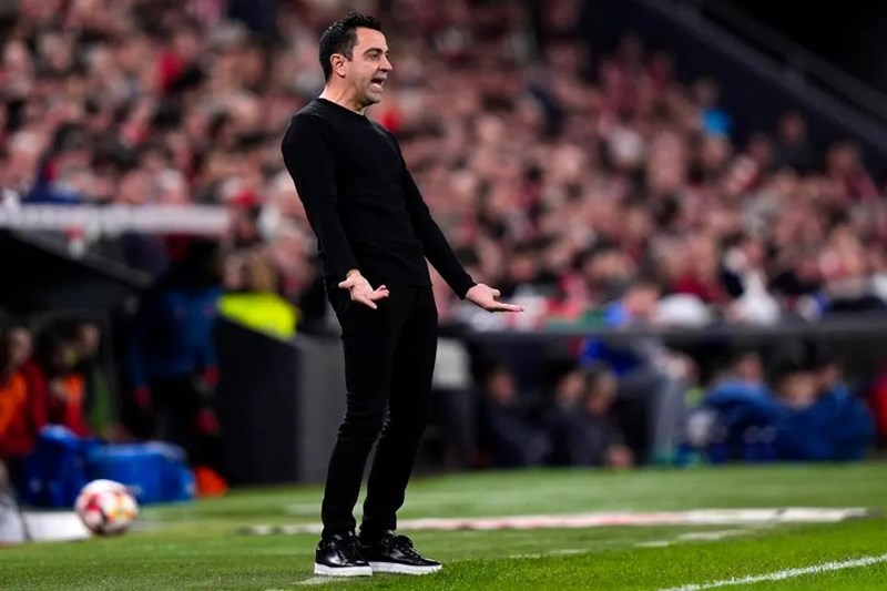 Huấn luyện viên Xavi xác nhận rời Barcelona