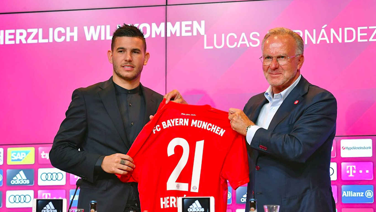 2019 Hernandez đã chuyển sang thi đấu cho Bayern